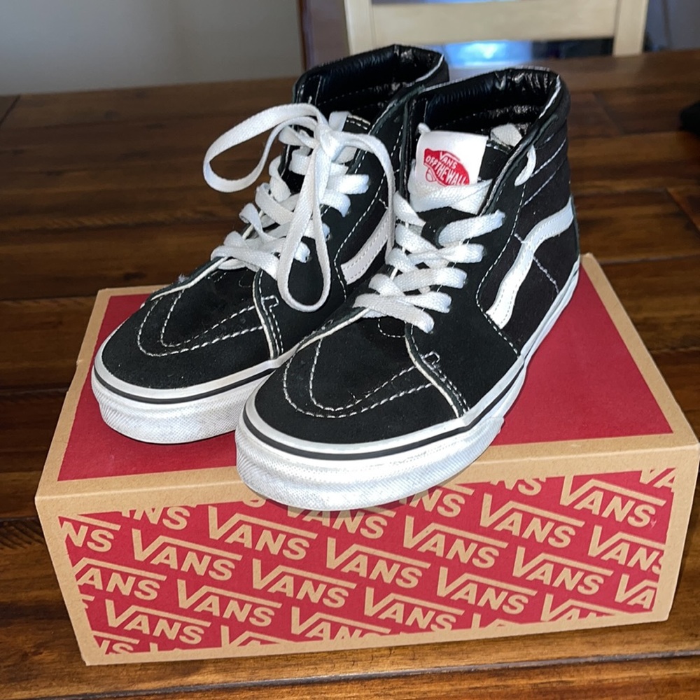 Sk8-Hi Vans